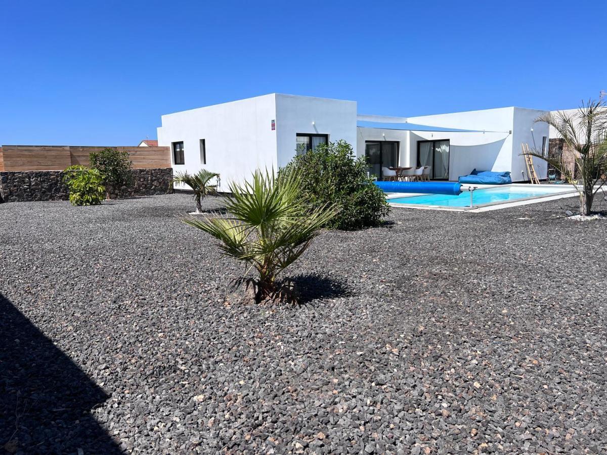 לאחארס Villa Valentina, Piscine Chauffee Et Serenite מראה חיצוני תמונה